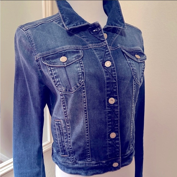 Cropped Denim Jean Jacket, White House Black Market size 10 - Picture 4 of 7